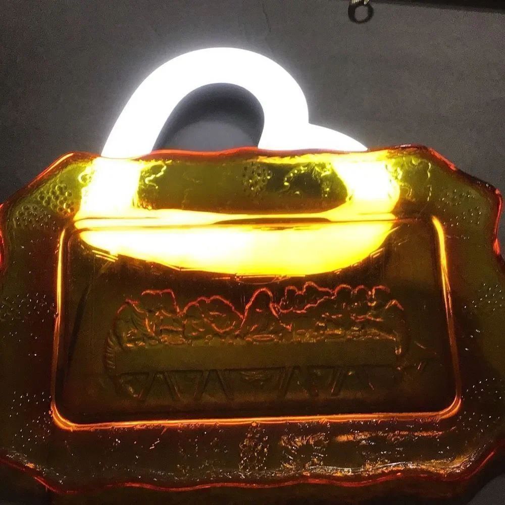 Vintage yellow 1950s the last supper bread platter